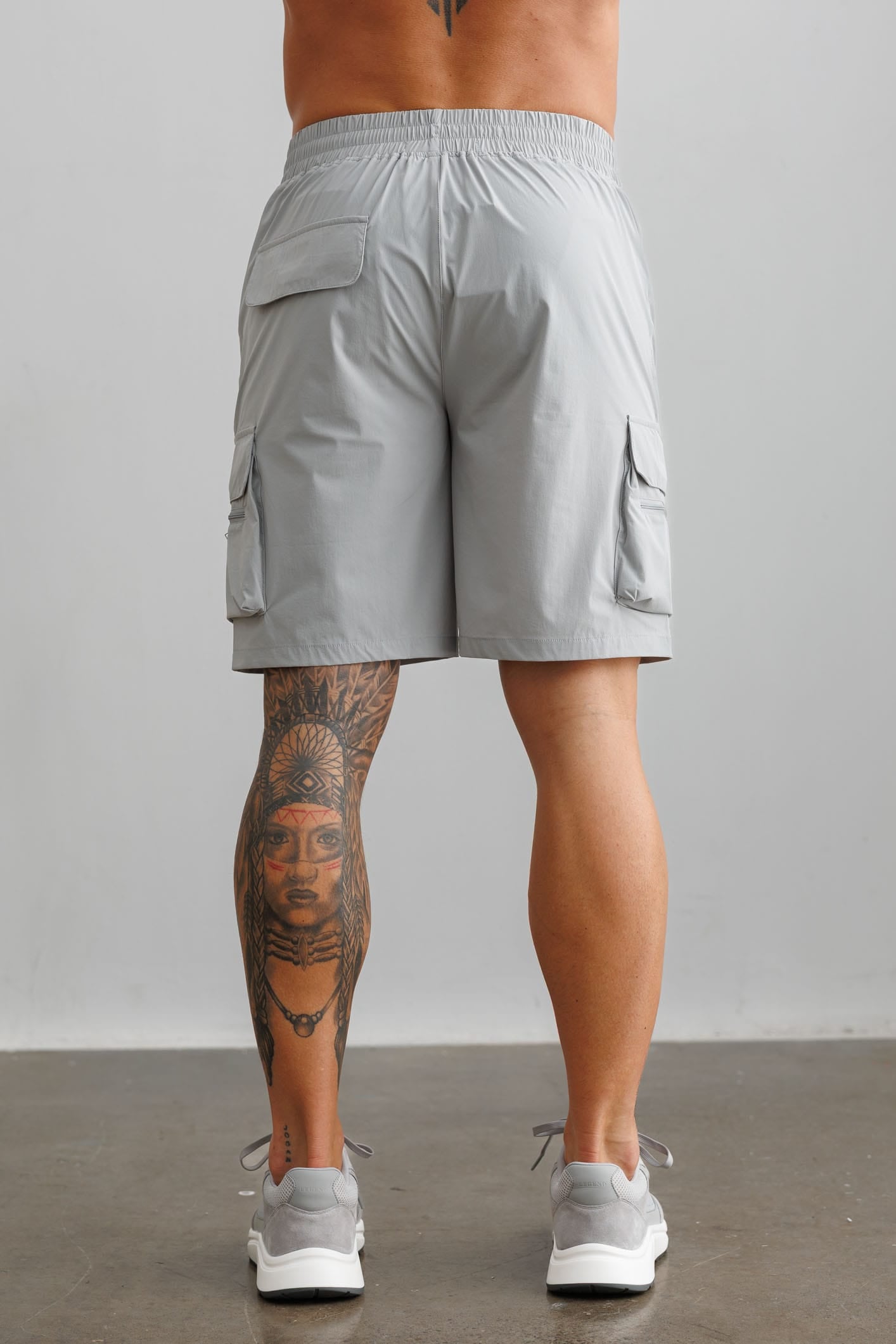 TECHNICAL CARGO SHORTS - LIGHT GREY