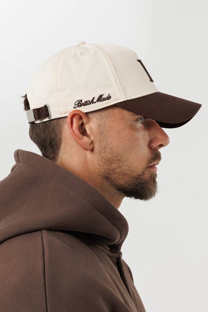 LEGEND INITIAL LOGO CAP - BROWN