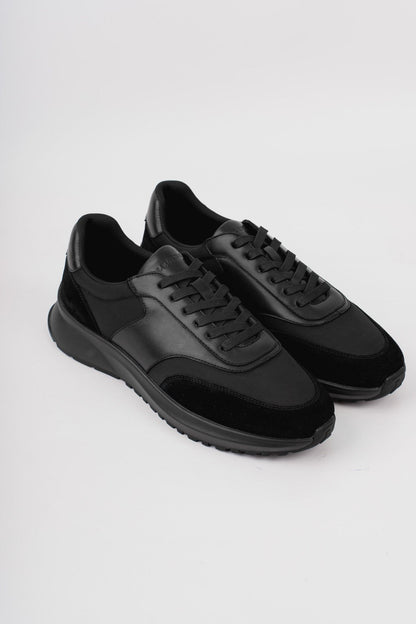 FORMA RUNNER - BLACK