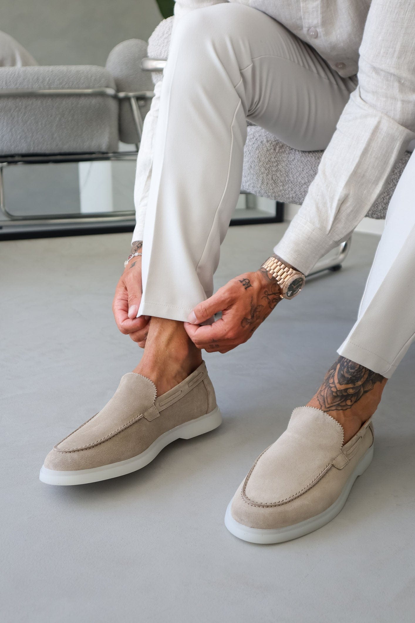 SUEDE LOAFER - BEIGE