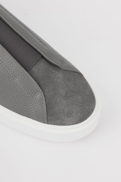 VELORA TRAINER - GREY