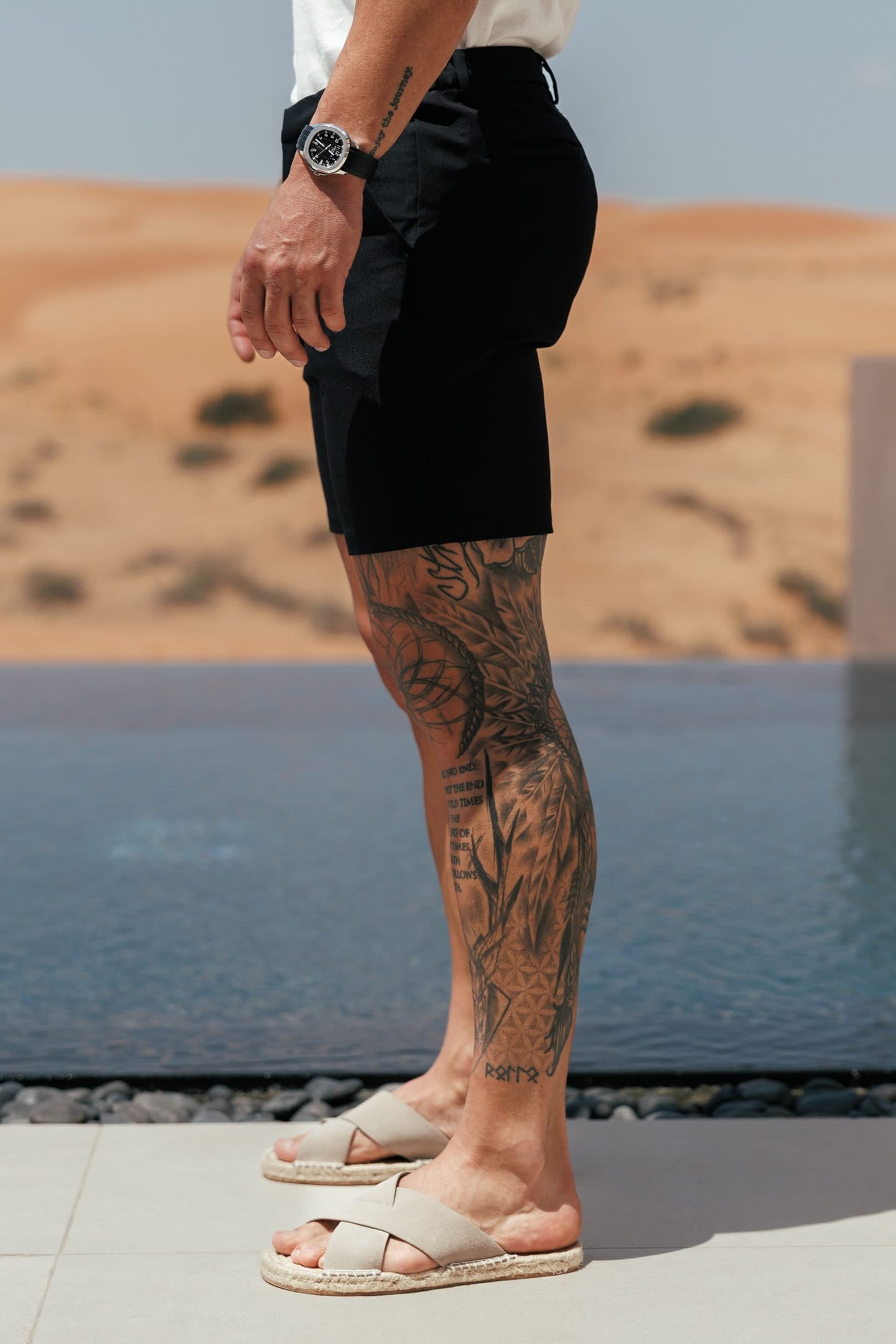 HYBRID SHORT - BLACK