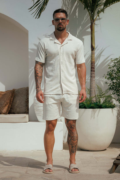 TEXTURED SHORTS - CREAM