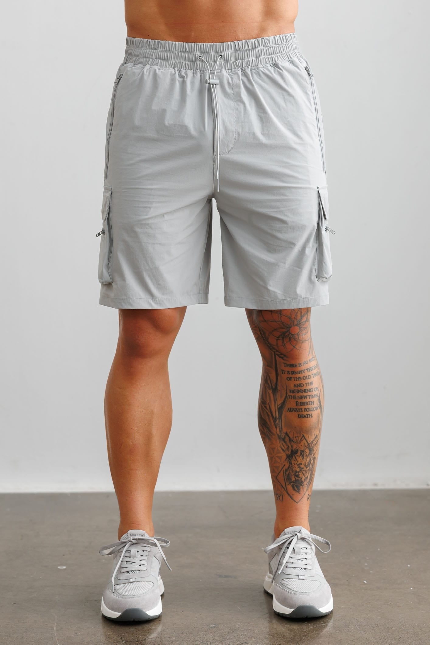 TECHNICAL CARGO SHORTS - LIGHT GREY