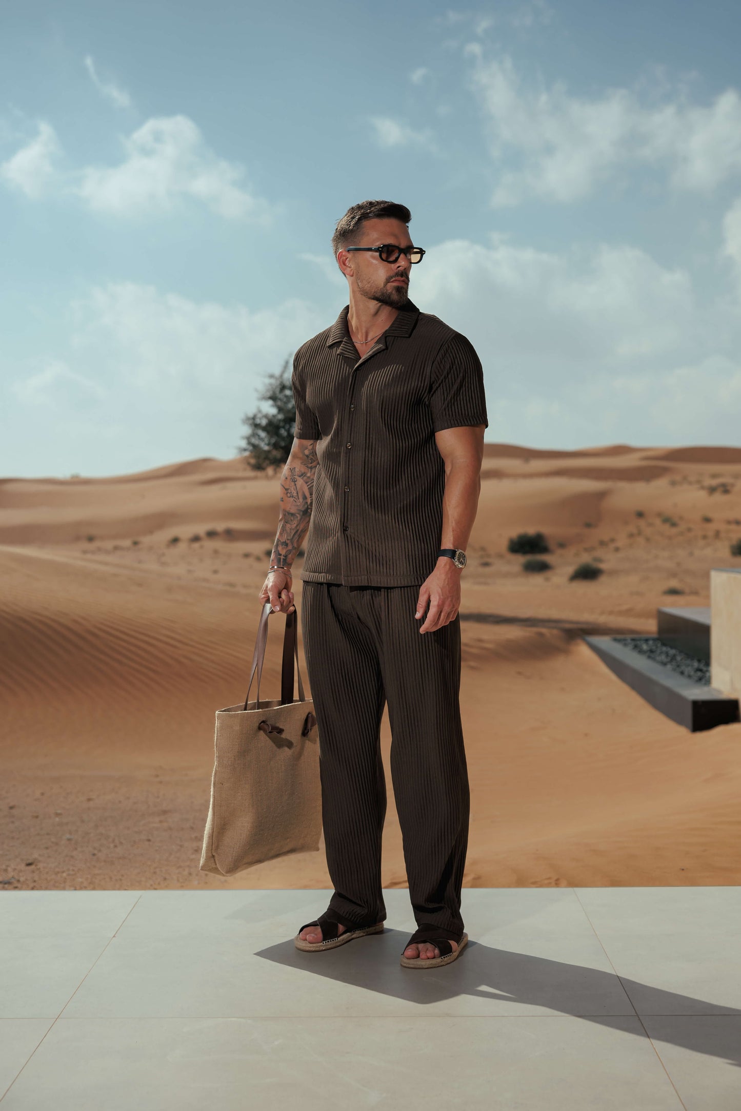 PLEATED TROUSER - BROWN